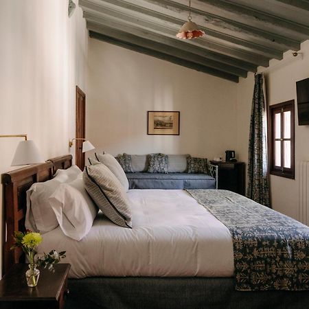 Hotel Pax Casona Del Busto Правия Экстерьер фото